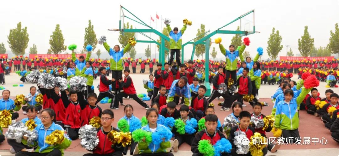 中学生体操中国功夫_中小学生功夫健身操_中国功夫体操初中