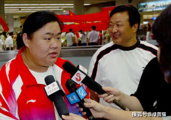 女子世界举重冠军唐功红_女子举重运动员唐功红_举重女子冠军赛唐功红