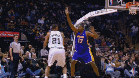 篮球控10期：NBA八大绝技，巨星专属，每个都堪称无解杀招！（文末推荐后卫鞋）