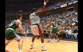 篮球控10期：NBA八大绝技，巨星专属，每个都堪称无解杀招！（文末推荐后卫鞋）