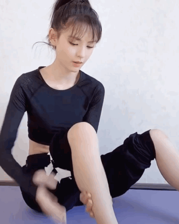 健身运动水杯十大排名_女明星健身水杯推荐_网红健身水杯