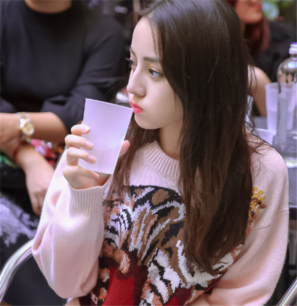 女明星健身水杯推荐_健身运动水杯十大排名_网红健身水杯