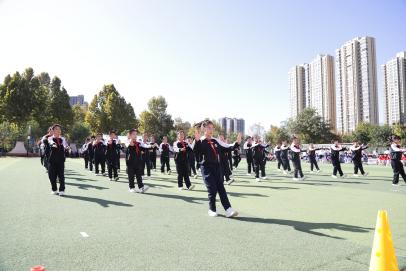 课间操集体小学生舞蹈视频_小学生课间集体操_课间操集体小学生视频大全