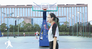 篮球运球过肩算不算犯规_篮球规则运球过肩_篮球规则有过肩吗