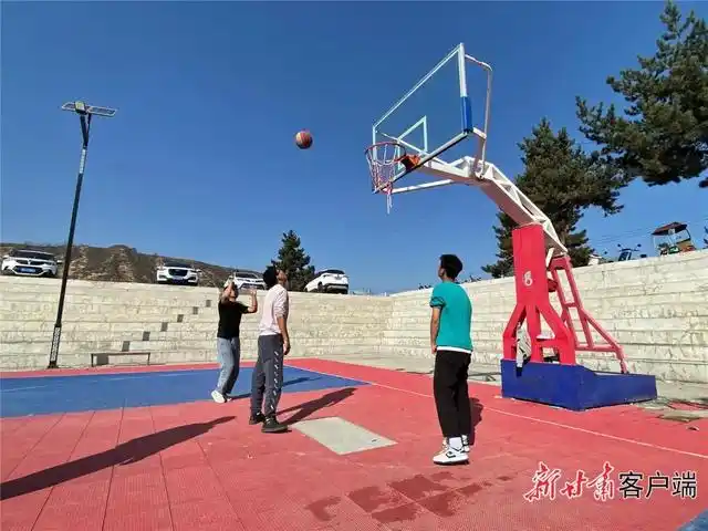宁夏篮球运动员_宁夏学生篮球锦标赛_宁夏固原小学篮球冠军