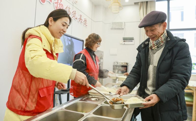 营养餐伴我健康成长_领航营养餐_餐营养餐
