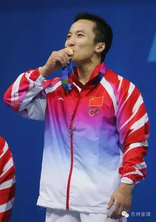 辽宁举重世界冠军_辽宁男子举重队成绩_辽宁举重奥运冠军