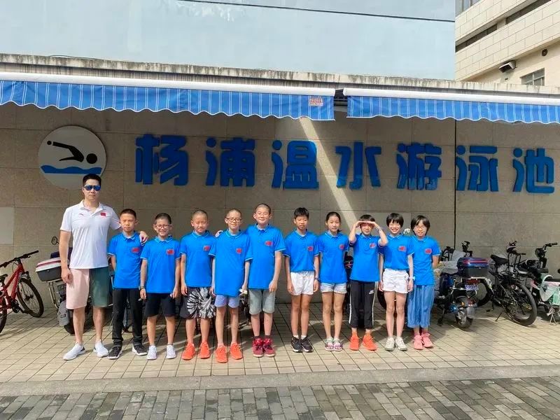 青少年游泳冠军照片大全_青少年游泳冠军照片_青少年游泳冠军照片高清