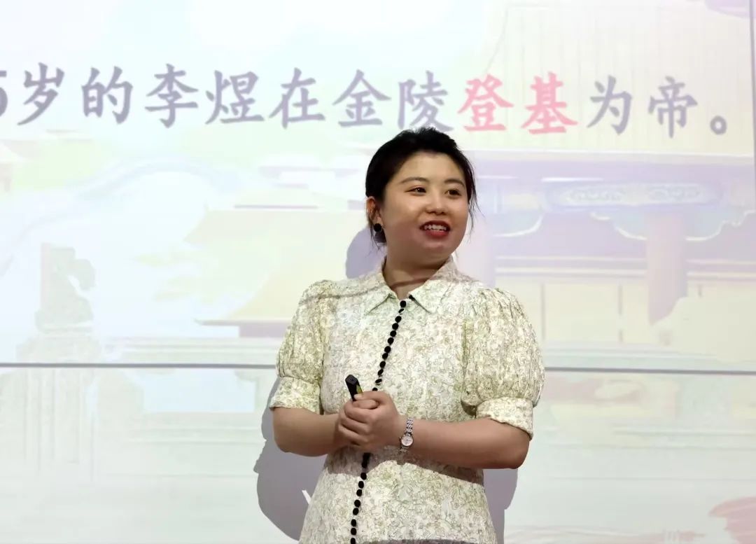 篮球进球瞬间视频_篮球进球视频剪辑_篮球机进球技巧视频教学