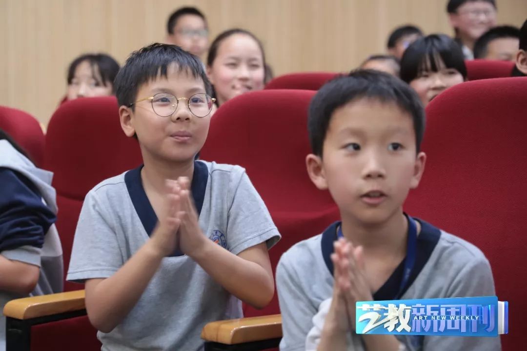 游泳冠军演示自救_演示自救游泳冠军的电影_演示自救游泳冠军视频