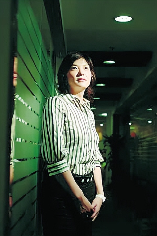 游泳冠军庄泳的图片_奥运冠军庄泳现状_游泳冠军庄泳身材