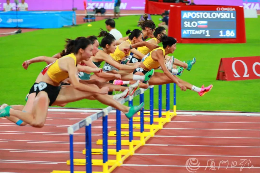 跳高女子冠军美国是哪个队_美国女子跳高冠军是谁_国外跳高女选手