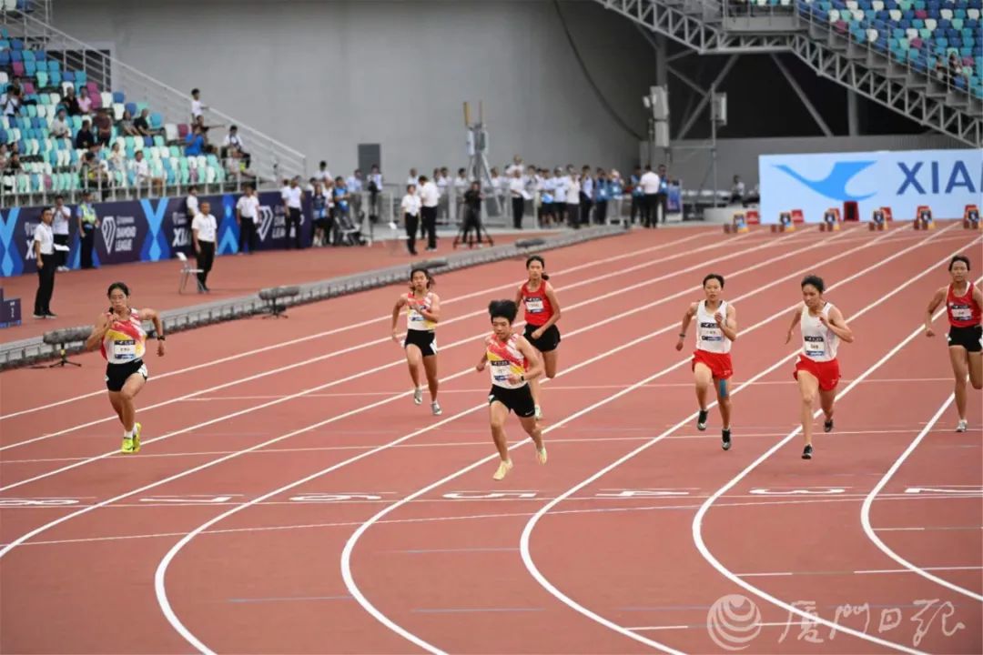 国外跳高女选手_美国女子跳高冠军是谁_跳高女子冠军美国是哪个队