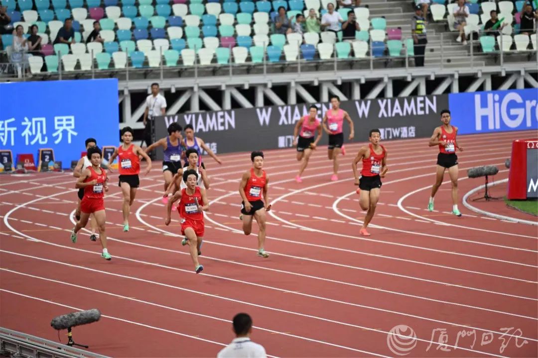 跳高女子冠军美国是哪个队_国外跳高女选手_美国女子跳高冠军是谁
