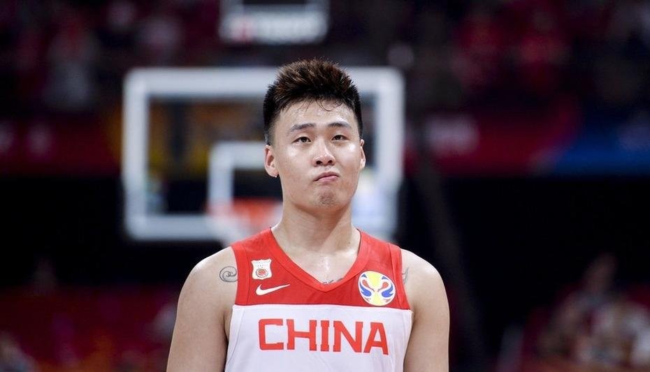 篮球比赛驱逐是什么意思_篮球规则有直接驱逐规则吗_篮球驱逐罚则