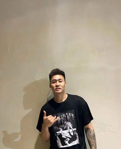 篮球比赛驱逐是什么意思_篮球驱逐罚则_篮球规则有直接驱逐规则吗