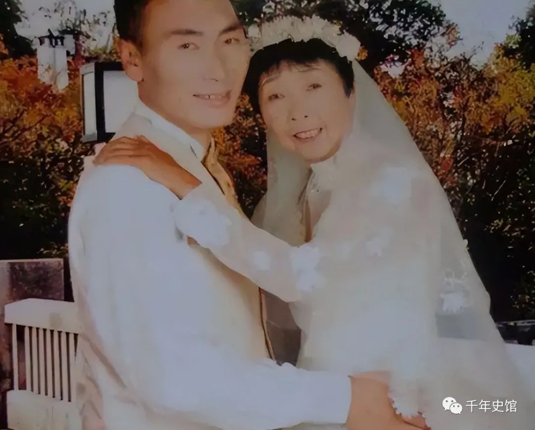 出场日常拍摄家庭父母感言_出场日常拍摄家庭父母的照片_父母出场拍摄家庭日常