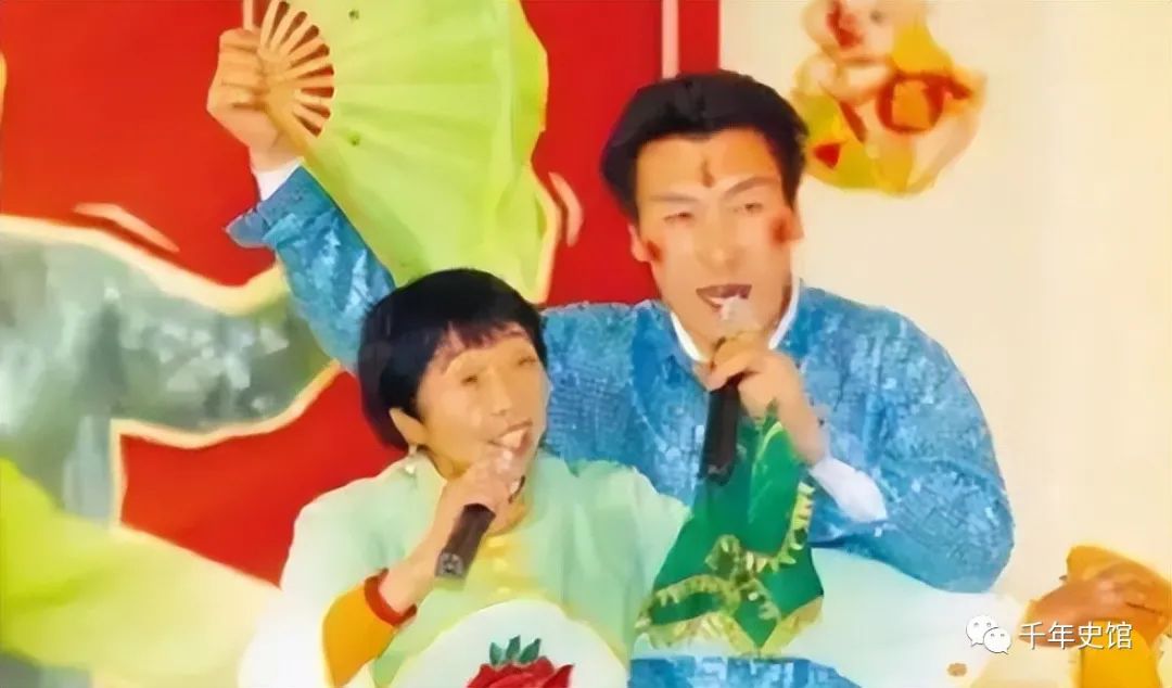出场日常拍摄家庭父母的照片_父母出场拍摄家庭日常_出场日常拍摄家庭父母感言