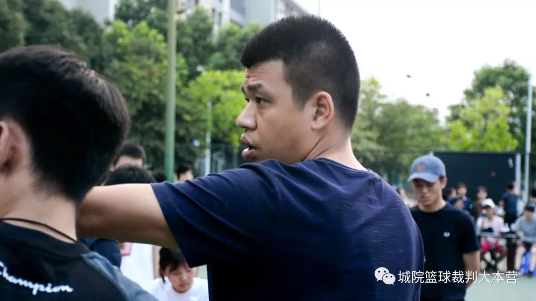 篮球规则条文_篮球的900条规则_篮球规则条款