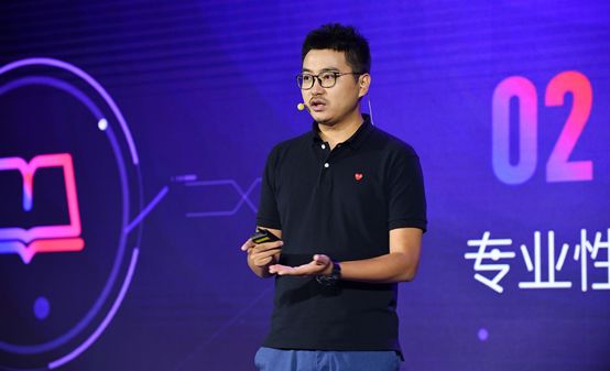 足球明星养成游戏_手游足球攻略明星冠军怎么获得_冠军足球明星手游攻略