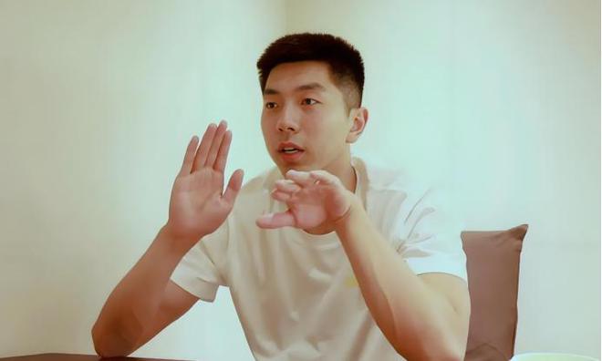 游泳冠军徐嘉一_中国游泳队徐嘉余教练_游泳世界冠军徐嘉余