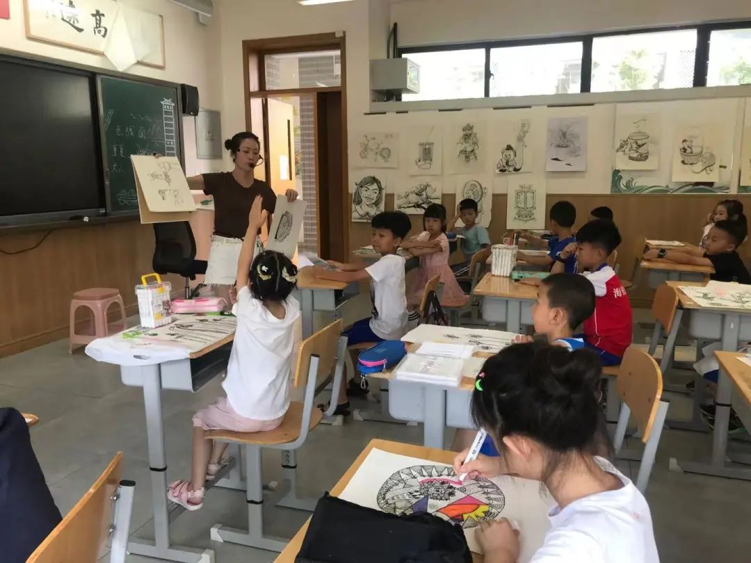 篮球护胸可以抢吗_篮球规则护胸标准_篮球护球规则