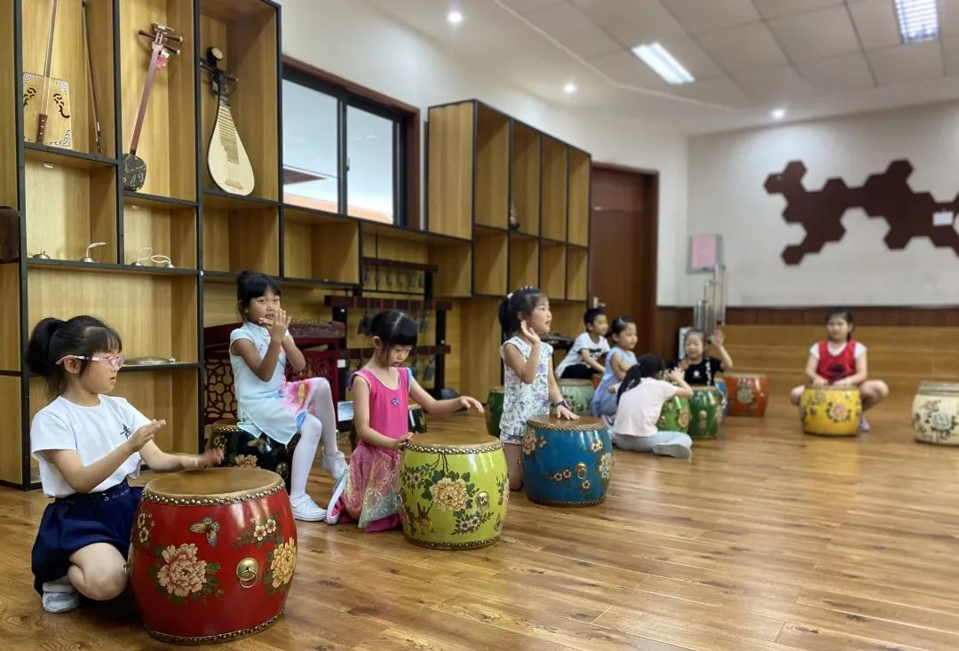 篮球护球规则_篮球护胸可以抢吗_篮球规则护胸标准