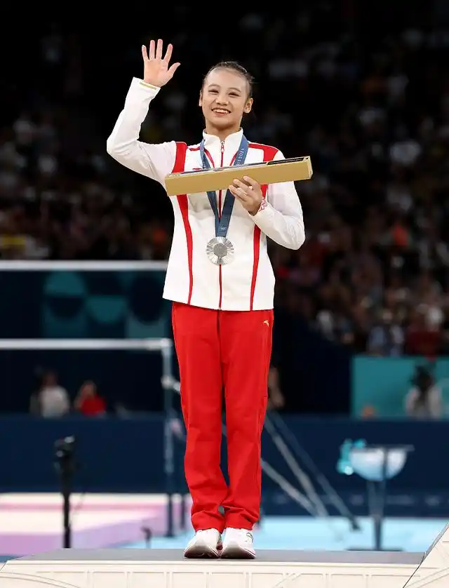 小组赛女子冠军击剑是第几名_小组赛女子冠军击剑是什么赛事_女子击剑小组赛冠军是谁