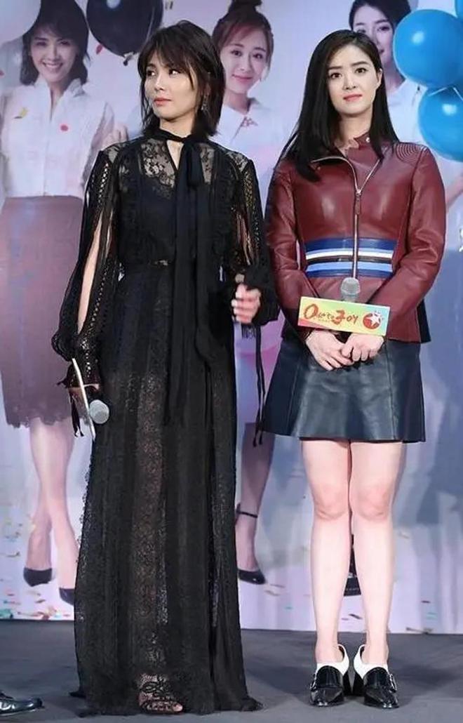 健身女明星走路姿势_女明星走路气场全开_女明星的走姿
