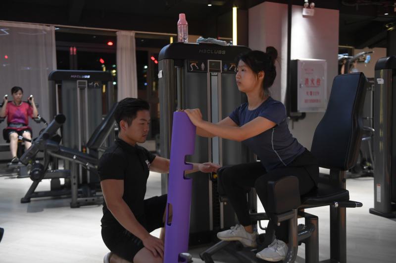 美州健身_正定超越健身恒州_鹤州美多基