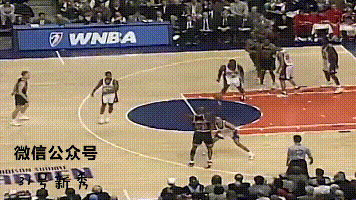 篮球踩三分线投篮_篮球踩线算不算三分_fiba篮球规则里踩三分线投篮算几分