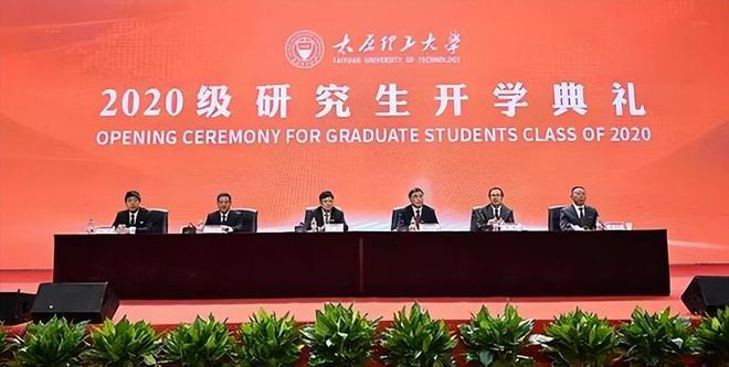 华侨篮球总冠军是哪一年_华侨篮球冠军是谁_华侨篮球冠军是哪个队