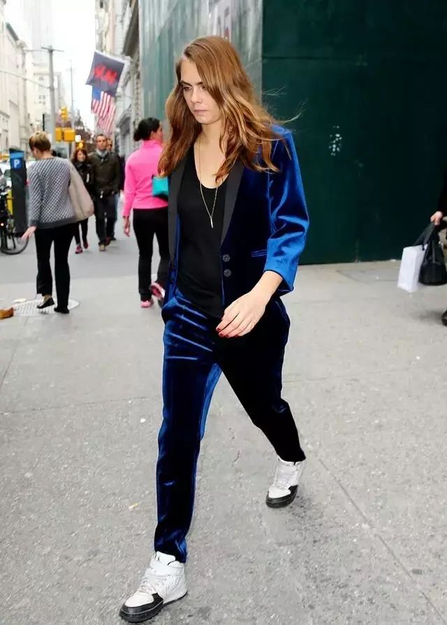 西服运动鞋搭配图片_西服运动鞋_休闲西服运动鞋
