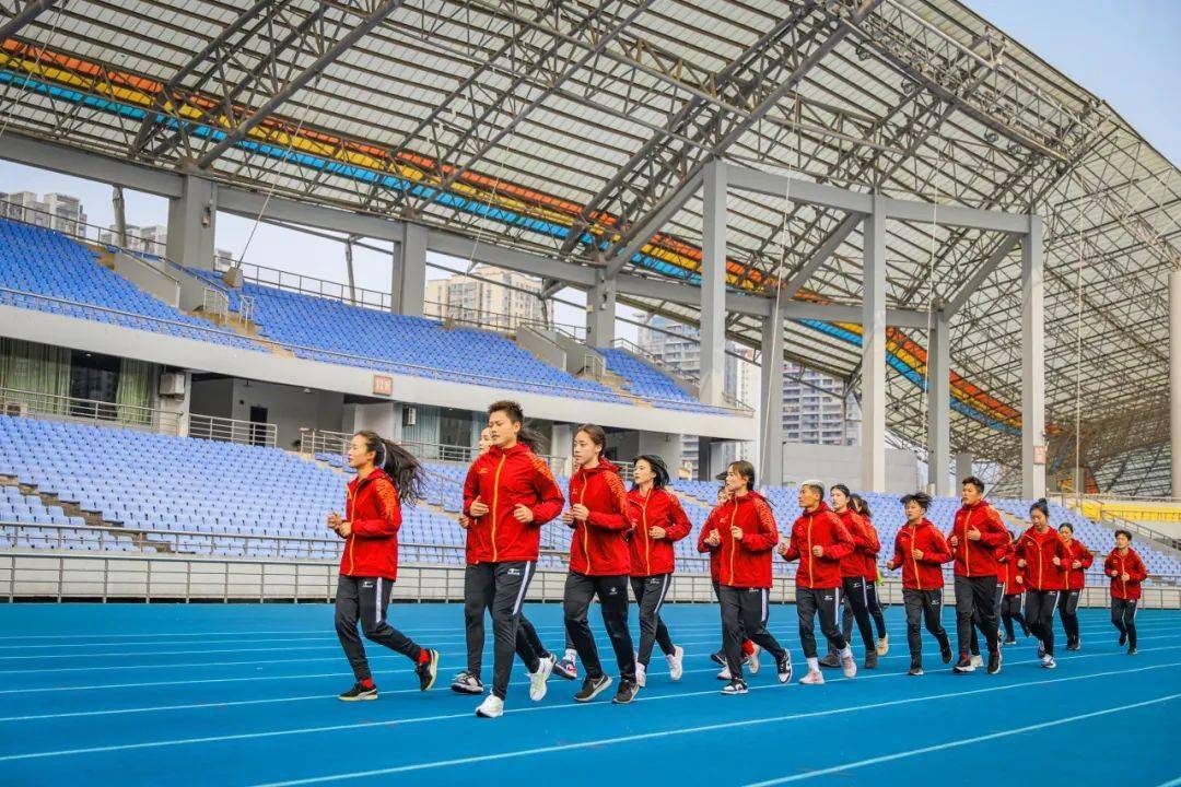 重庆当代女足_重庆男足_2020重庆足球冠军联赛女足
