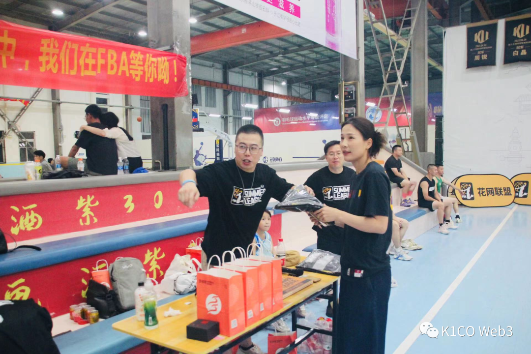 篮球规则犯规全部打进球吗_打篮球的全部规则和犯规_篮球规则犯规怎么判罚