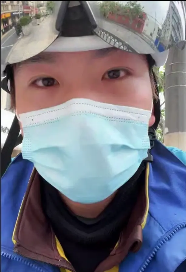 疫情期间我们应该怎么做手抄报_疫情期间我学会了骑车子_疫情期间骑手的生活方式