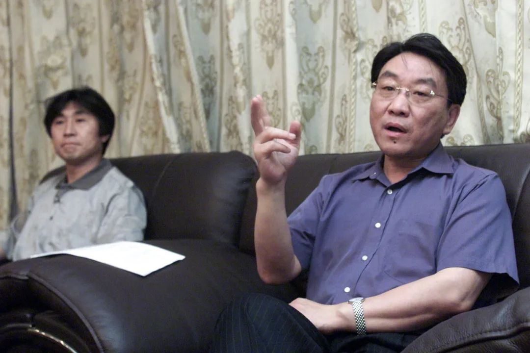 带走足球队冠军的小说_带走足球队冠军的是谁_冠军队带走足球