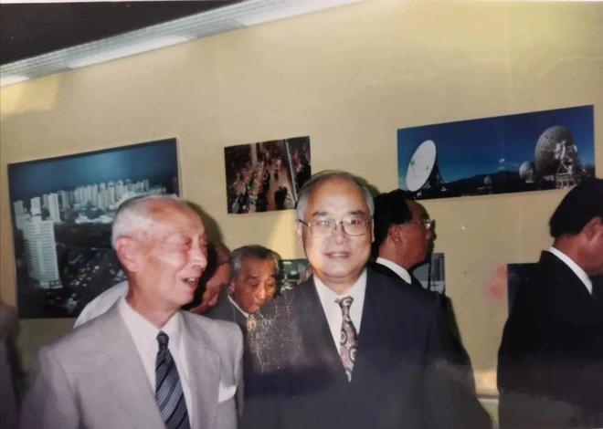 比赛取得冠军的报道_竞走比赛获得冠军_冠军比赛竞走获得多少奖金