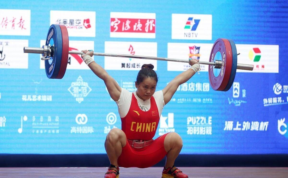 举重名单_举重运动员名将_中国三个举重冠军名单图片