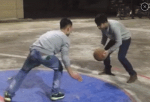 篮球急停运球技巧_篮球运球急停急起的动作方法_篮球运球急停教学视频