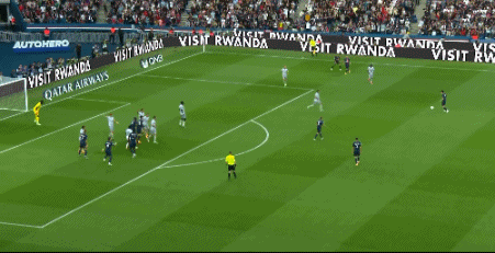 1685835957499069158.gif