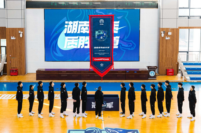 包头篮球比赛2021_包头市篮球协会_包头市三十三中篮球冠军