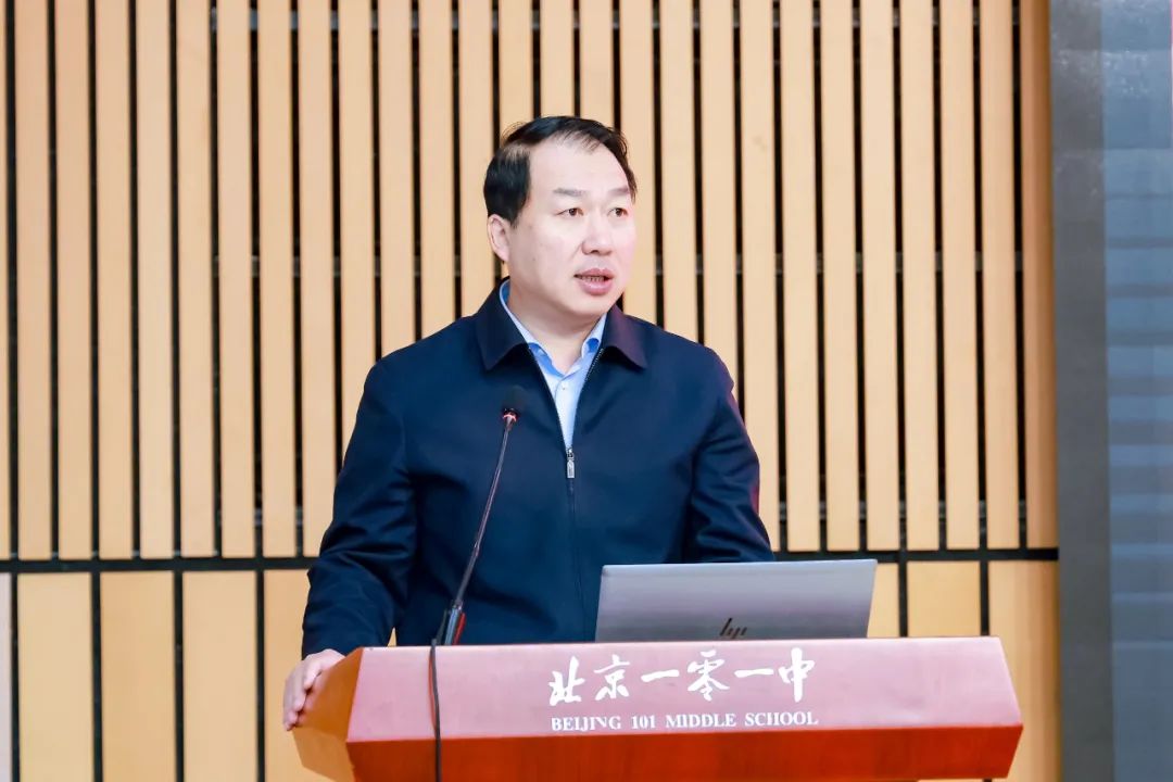 中国学生体育体操_体操体育学生中国有多少人_体操训练中国