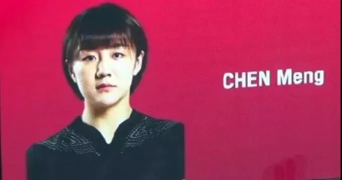 游泳冠军女子_游泳运动员能做多少引体向上_女游泳冠军做引体向上