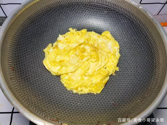 韭菜鸡蛋营养_韭菜鸡蛋营养餐_韭菜鸡蛋好处和坏处