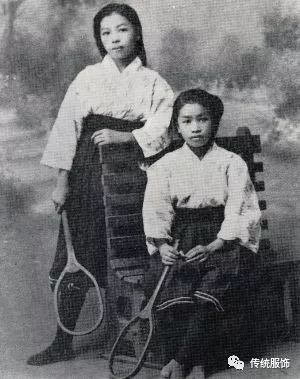 日本体操服叫什么名字_日本学生体操服的照片_体操服照片日本学生高清
