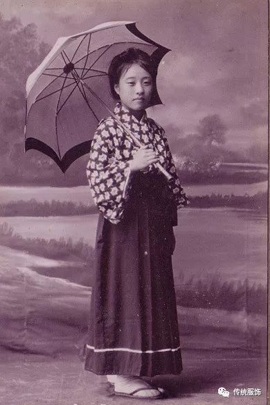 日本学生体操服的照片_体操服照片日本学生高清_日本体操服叫什么名字
