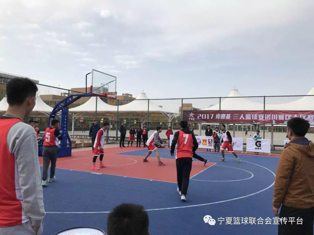 银川市初中篮球比赛冠军_银川高中的篮球盛宴_银川高中篮球队