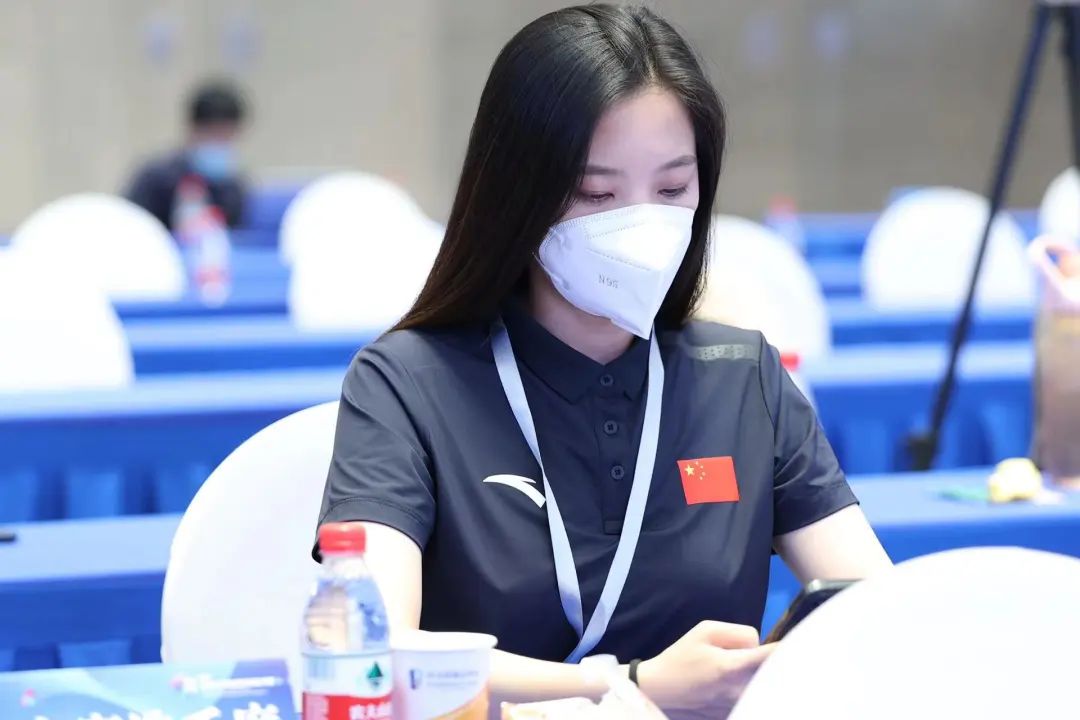 视频足球直播平台_视频足球比赛_欧美足球技巧大赛视频直播